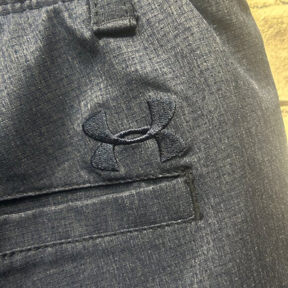 EUC Under Armour Men's Golf 10" Shorts - Picture 11 of 16